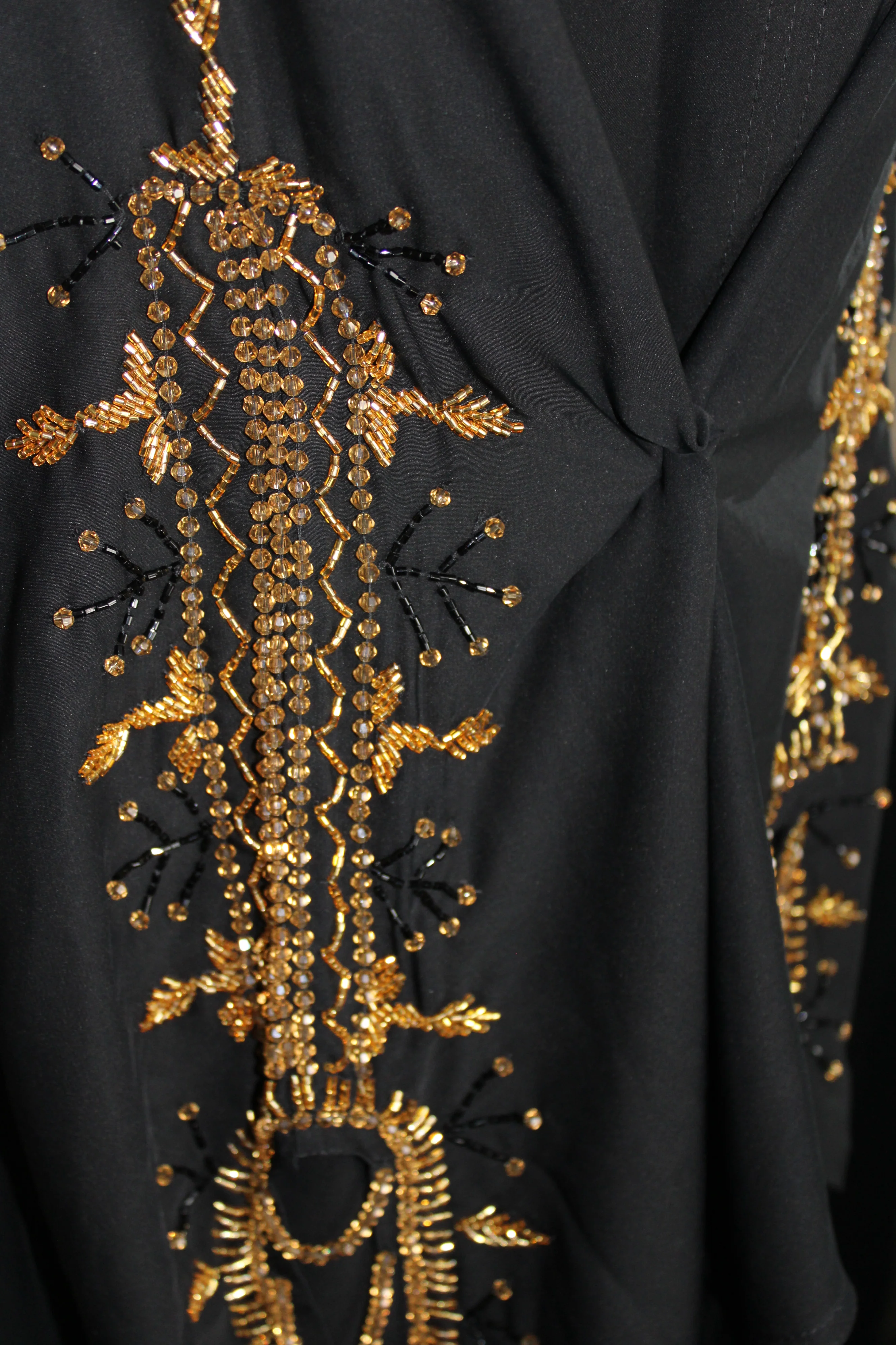 Amira Gold Abaya - Image 4