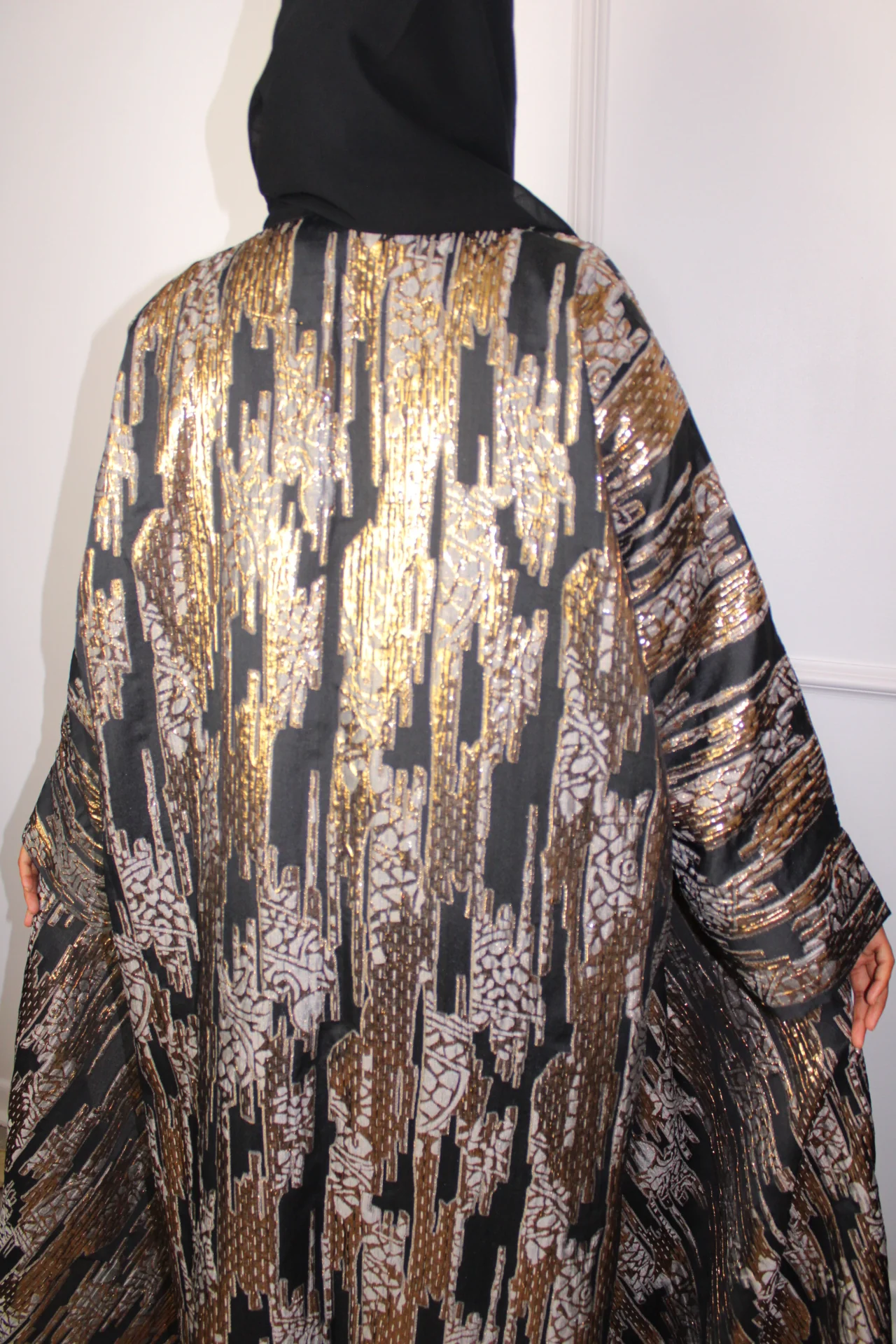 Nur Luxe Kimono - Image 3